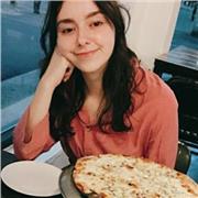 Estudiante de Tradución e Interpretación Gallego-Inglés doy clases de asignaturas de nivel de primaria y gallego, lengua e inglés de nivel de secundaria